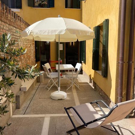 Appartamento Tre Archi Con Corte Privata 威尼斯 外观 照片