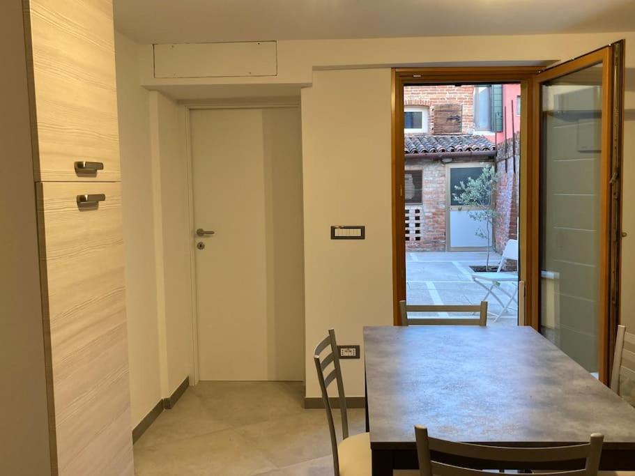 Appartamento Tre Archi Con Corte Privata 威尼斯 外观 照片